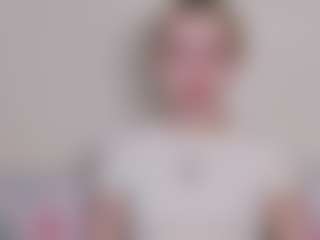 Live cam show with Kathrynn18 - Thin on Dare Cams