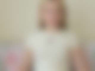 Kathrynn18's Live Sex Cam Show