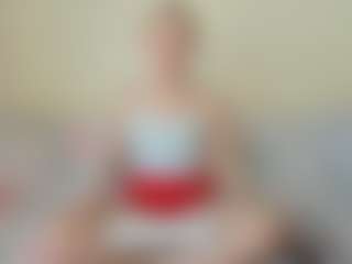 Kathrynn18's Live Sex Cam Show