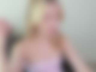 Kathrynn18's Live Sex Cam Show