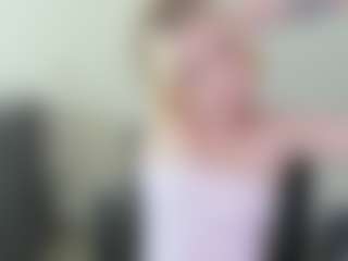Kathrynn18's Live Sex Cam Show
