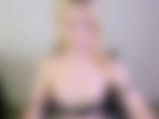 Live cam show with Kathrynn18 - Blonde Hair on Camiplay Live