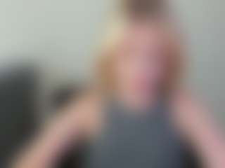 Kathrynn18's Live Sex Cam Show