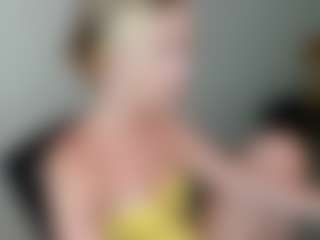 Live cam show with Kathrynn18 - Petite Teen (18+) on Chatstar