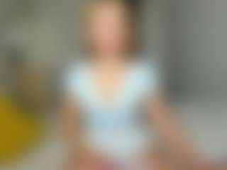 Kathrynn18's Live Sex Cam Show