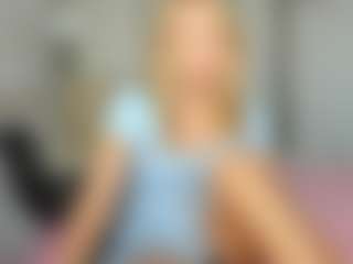 Kathrynn18's Live Sex Cam Show