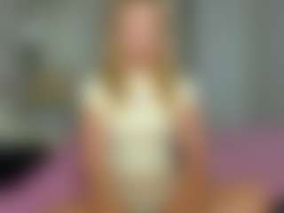 Kathrynn18's Live Sex Cam Show