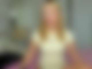 Kathrynn18's Live Sex Cam Show