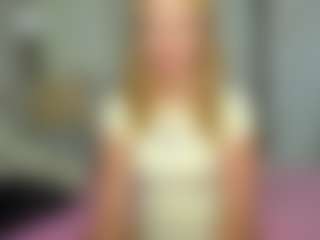 Kathrynn18's Live Sex Cam Show