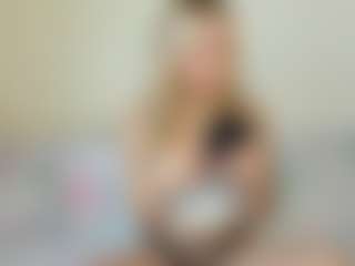 Kathrynn18's Live Sex Cam Show