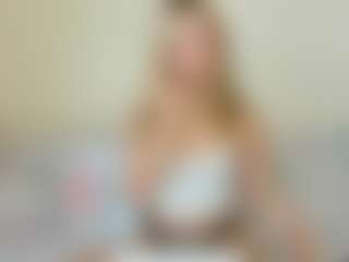 Kathrynn18's Live Sex Cam Show