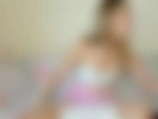 Kathrynn18's Live Sex Cam Show