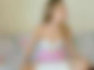 Kathrynn18's Live Sex Cam Show