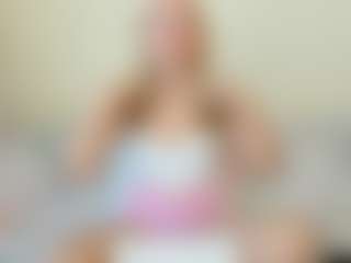 Live cam show with Kathrynn18 - Blonde Hair Petite on Camsoda Late Night