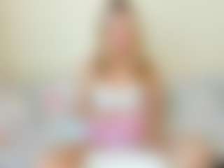 Kathrynn18's Live Sex Cam Show
