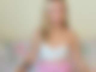 Kathrynn18's Live Sex Cam Show