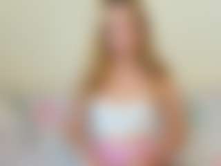 Live cam show with Kathrynn18 - Big Ass on StripNow