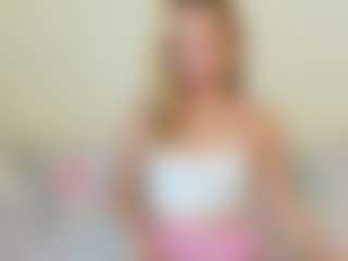 Kathrynn18's Live Sex Cam Show