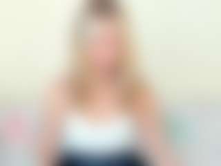 Kathrynn18's Live Sex Cam Show