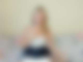 Kathrynn18's Live Sex Cam Show