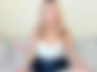 Kathrynn18's Live Sex Cam Show