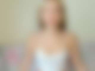 Kathrynn18's Live Sex Cam Show