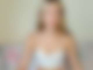 Kathrynn18's Live Sex Cam Show