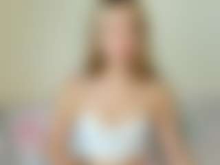 Kathrynn18's Live Sex Cam Show
