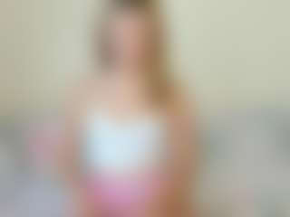 Kathrynn18's Live Sex Cam Show