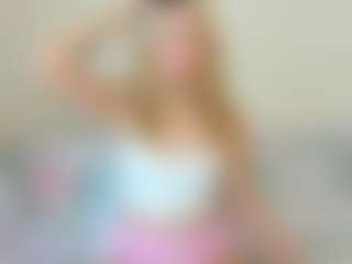 Kathrynn18's Live Sex Cam Show