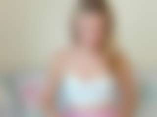 Live cam show with Kathrynn18 - Average on Camsoda