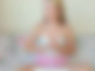 Kathrynn18's Live Sex Cam Show