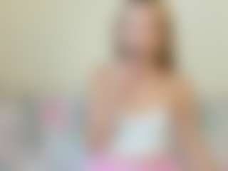 Kathrynn18's Live Sex Cam Show