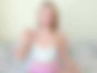 Kathrynn18's Live Sex Cam Show
