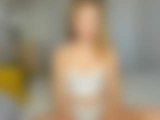 Kathrynn18's Live Sex Cam Show