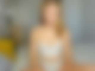 Kathrynn18's Live Sex Cam Show