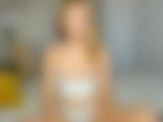 Kathrynn18's Live Sex Cam Show