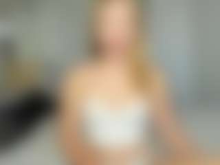 Kathrynn18's Live Sex Cam Show