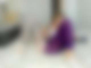 Live cam show with Kathrynn18 - Skinny on Camsoda