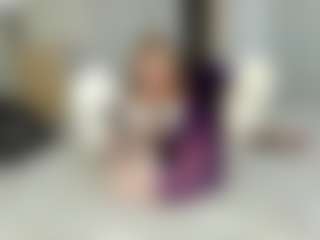 Kathrynn18's Live Sex Cam Show