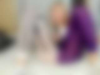 Kathrynn18's Live Sex Cam Show