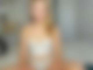 Kathrynn18's Live Sex Cam Show
