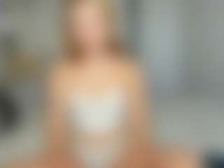 Kathrynn18's Live Sex Cam Show