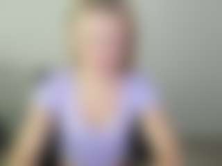 Kathrynn18's Live Sex Cam Show