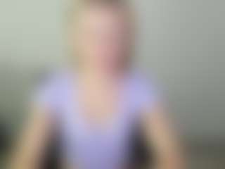 Kathrynn18's Live Sex Cam Show
