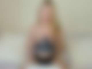 Kathrynn18's Live Sex Cam Show