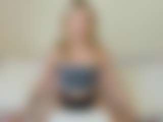 Kathrynn18's Live Sex Cam Show