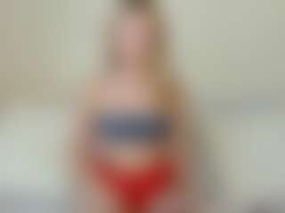 Kathrynn18's Live Sex Cam Show