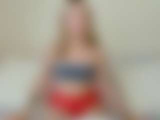 Kathrynn18's Live Sex Cam Show