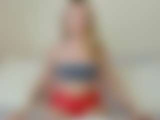 Kathrynn18's Live Sex Cam Show